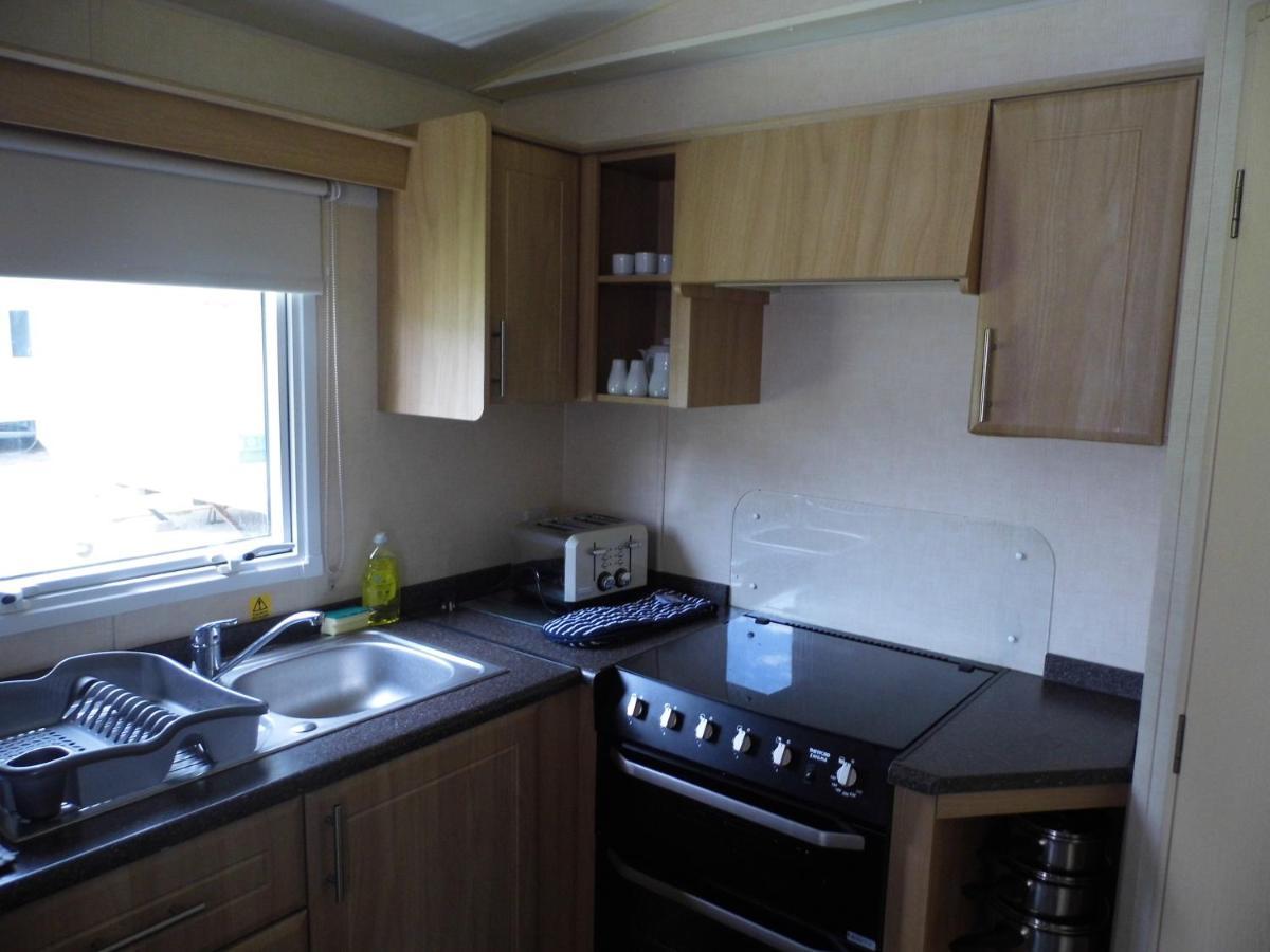 Oakdene -3 Bedroom Caravan Weeley Exterior photo
